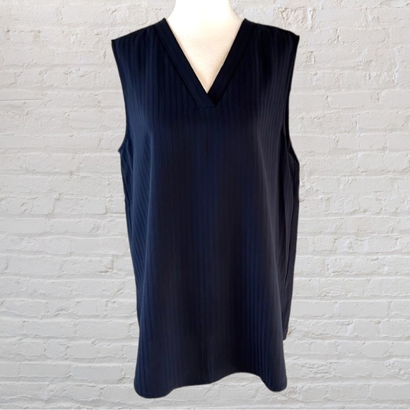 Adrianna Papell Shanghai Silk Navy Blue Size Medium. Sleeveless With V-neck. - Picture 1 of 9